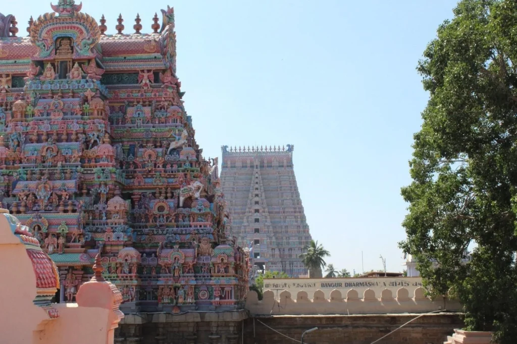 Srirangam temple ias toppers